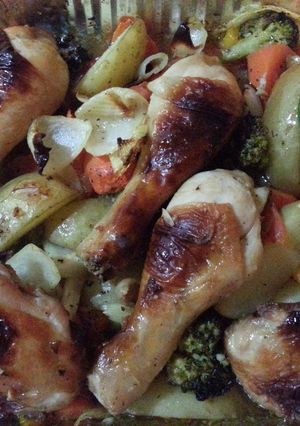 A picture of Roasted Chicken with Vegetables. Tender & Juicy.