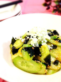 A picture of Korean-Style Salad with Peeled Cucumbers and Wakame Seaweed.