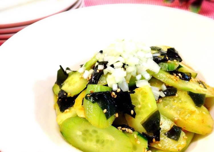 Recipe of Quick Korean-Style Salad with Peeled Cucumbers and Wakame Seaweed