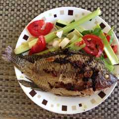 Una foto de Mojarra al ajo🐟