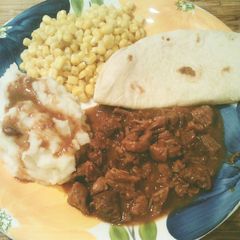 A picture of Carne Guisada.