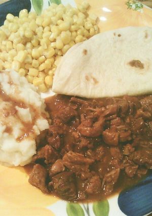 A picture of Carne Guisada.