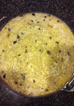 A picture of chicken and rice casserole.