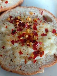 চিজ টোস্ট (Cheese toast recipe in Bengali) রেসিপির প্রধান ছবি