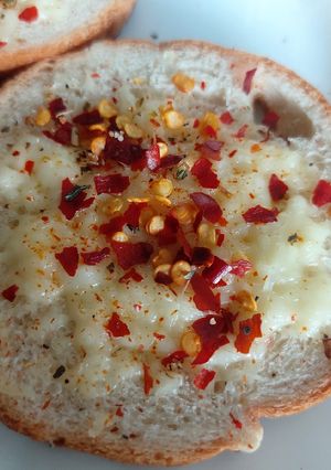 চিজ টোস্ট (Cheese toast recipe in Bengali) রেসিপির প্রধান ছবি