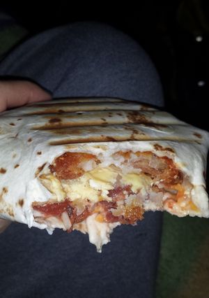 A picture of Breakfast crunchwrap.