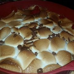A picture of Saaaamore pie.
