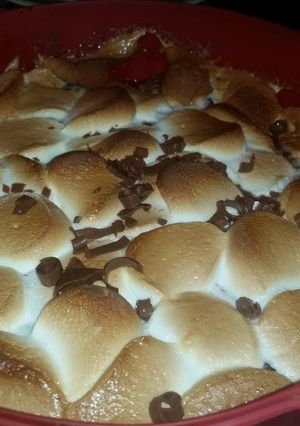 A picture of Saaaamore pie.