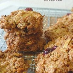 A picture of Macrobiotic Oatmeal Cookies Crunchy.