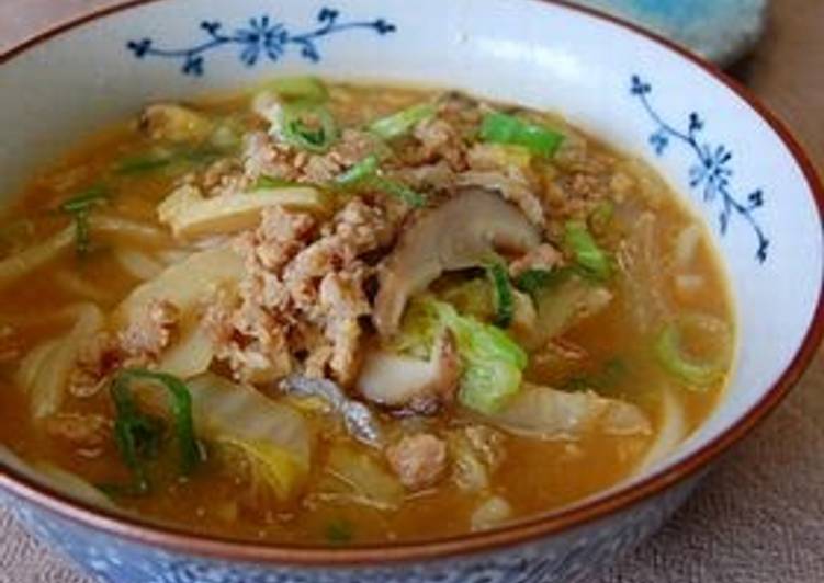 Simple Way to Make Perfect Spicy Udon Noodles with Lots of Vegetables