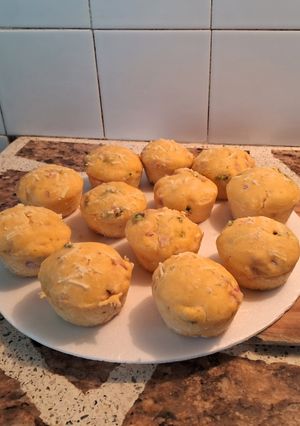 Una foto de Pizza muffins 🧁🧁🍕🍕