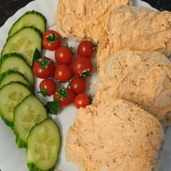 A picture of Cottage cheese spread.