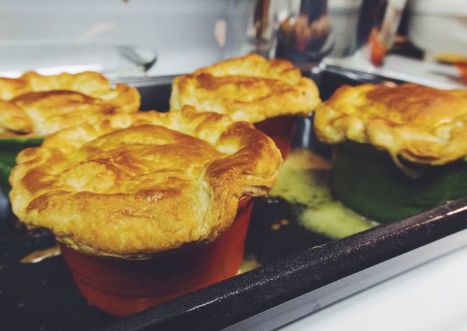 Step-by-Step Guide to Make Homemade Chicken Pot Pie