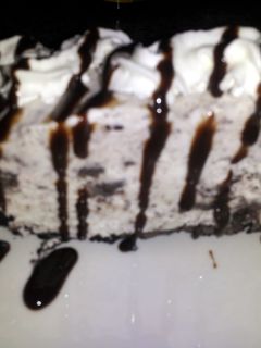 A picture of Oreo Cookie Ice Cream pie.