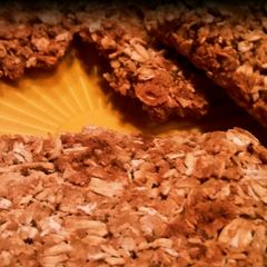 A picture of Crunchy Granola.