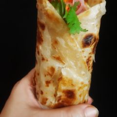 A picture of Egg Roll.
