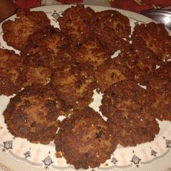 A picture of Chapli kabab.