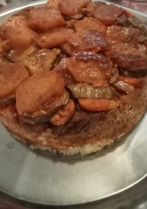 Foto resep Nasi Magluba (nasi terbalik) follow Instagram aku @mme.vivi