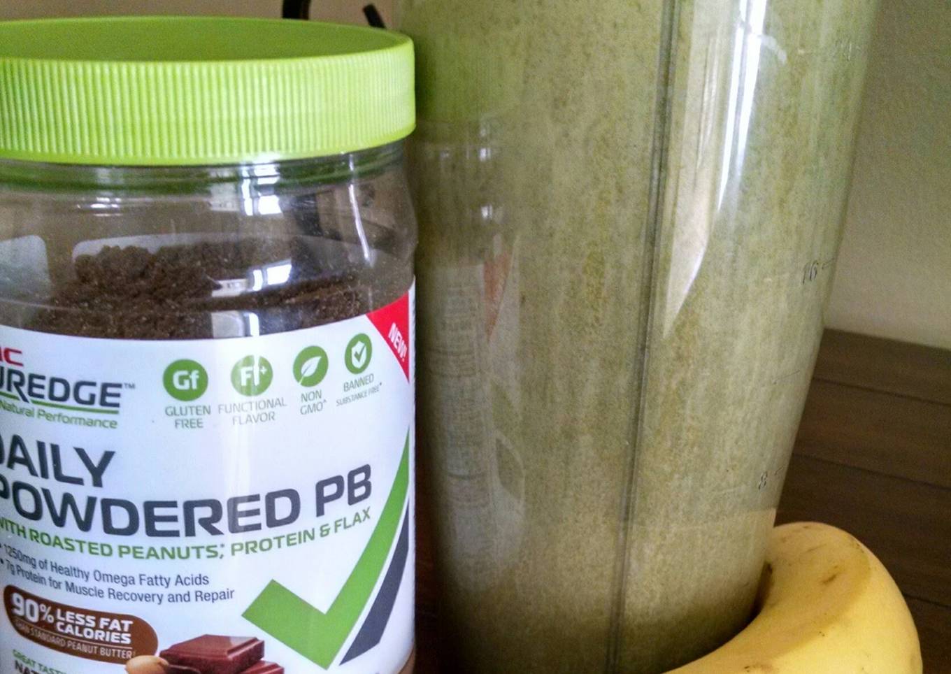 Banana and Peanut Butter Power Smoothie