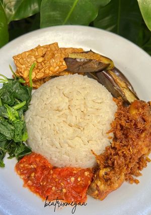 Foto resep Nasi Tempong Ayam Lengkuas