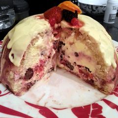 A picture of Berry Bomb.