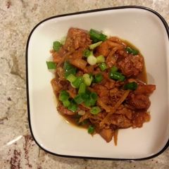 A picture of Ga Kho Gung (Braised Ginger Chicken).