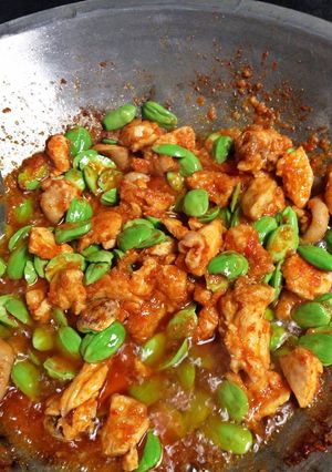 Foto resep Sambal Pete dan Ayam Super pedas ((mudahdibuat)