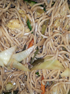 A picture of AMIEs PANCIT CANTON.