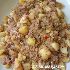 Potatoes n mince meat A picture of Potatoes n mince meat.