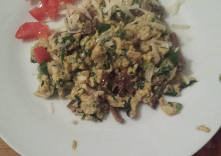 Simple Way to Make Perfect Eggs with Baby Spinach and Mushrooms