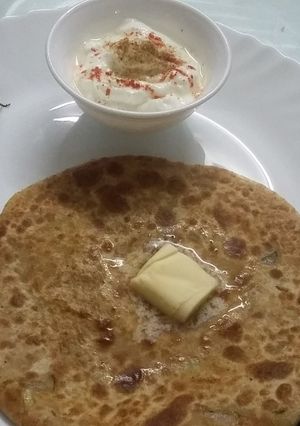 A picture of Stuffed aloo pyaz ka paratha.
