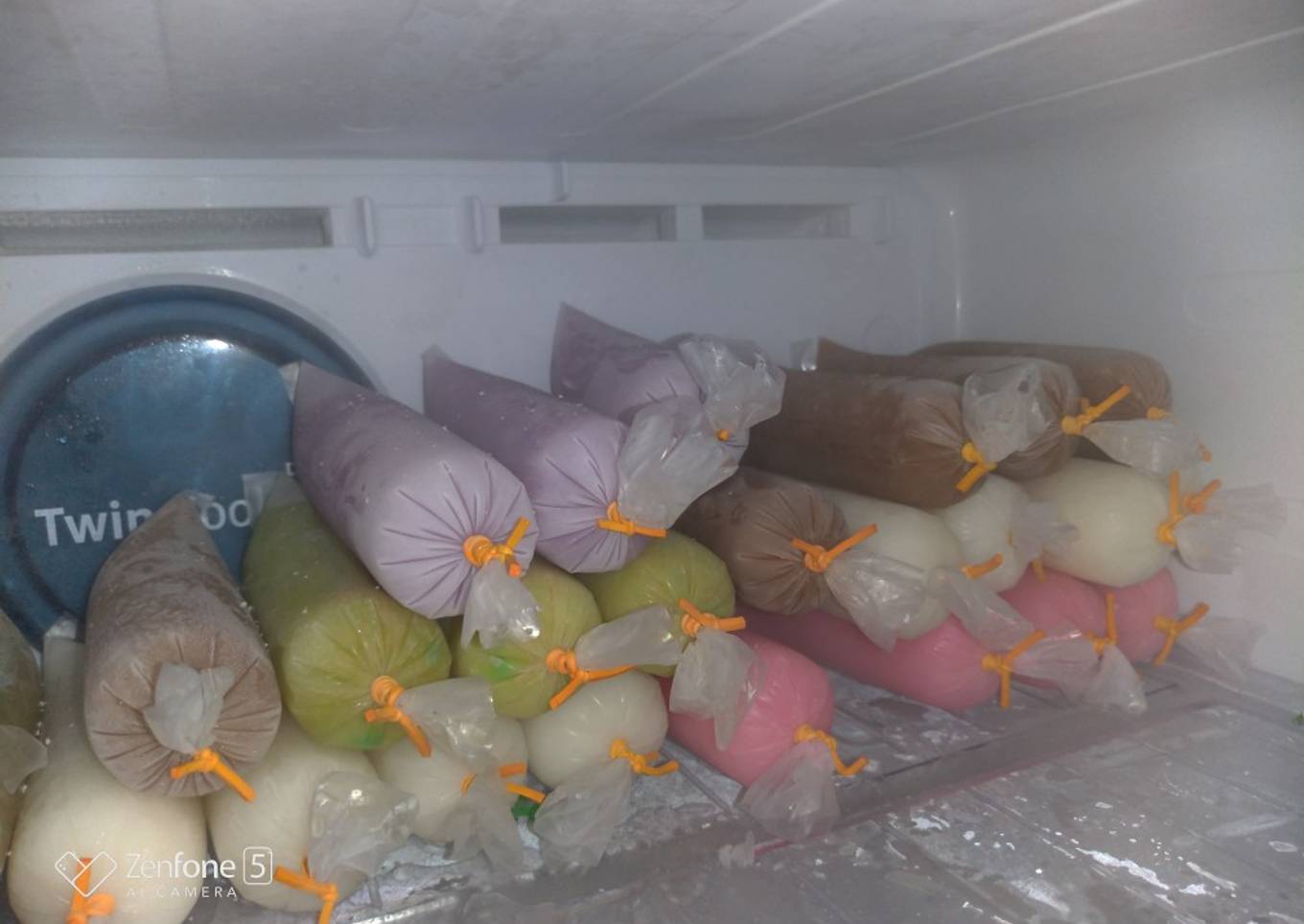 Es Lilin Aneka Rasa ala Linda