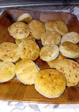 Una foto de Scones de queso 🧀