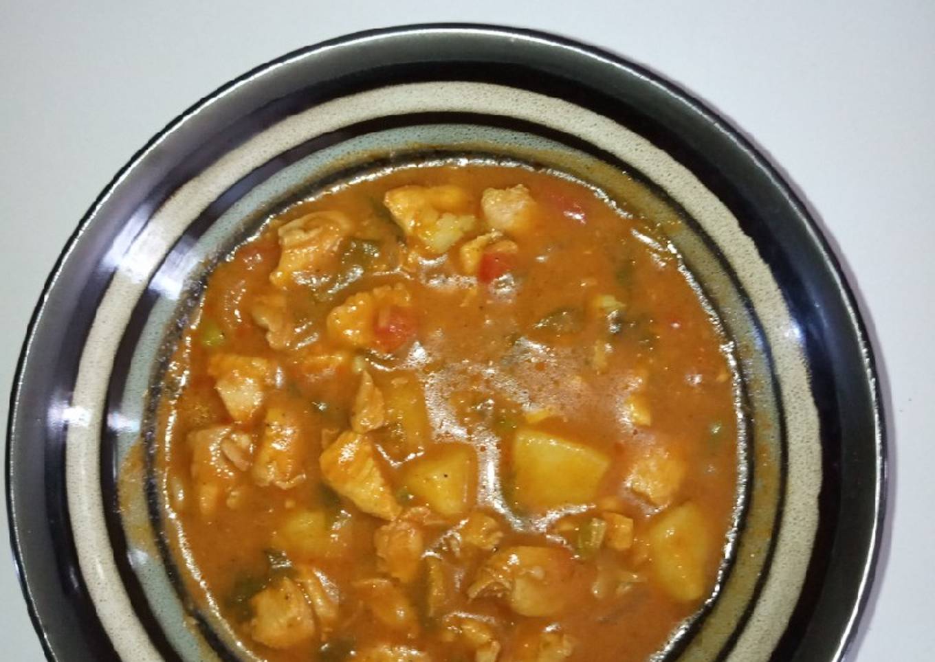 Boneless chicken and potato stew