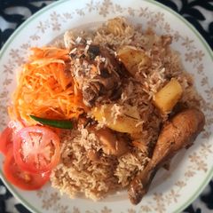 A picture of Pilau ya Kuku (Chicken Pilau).