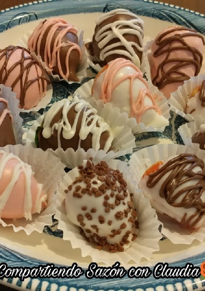 Una foto de Fresas cubiertas de chocolate🌹