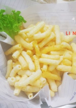 Hình của món Nui chiên sốt bơ tỏi.