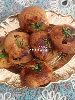 عکسی از دستور کلوچه زعفرانی کشمشی