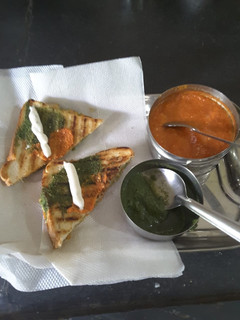 मेयो वेजी चीजी सैंडविच (mayo veggie cheesy sandwich recipe in Hindi) रेसिपी मुख्य फोटो