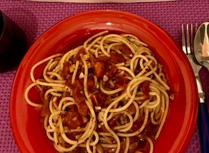 Una foto de Mis tallarines en cinco minutos que son ocho a la Amatriciana