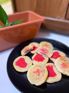 A picture of Heart Cookies and chocolate filled cookies.