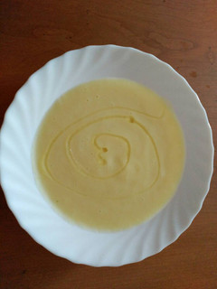 Una foto de Crema de calabacín con quesitos
