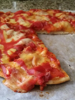 Una foto de Pizza casera y rápida