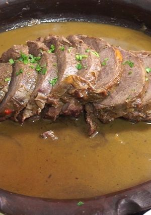 A picture of Choclillo al Jugo (Beef Roast in Jus).