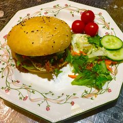 Pulled Roast Beef Brioche Burgers: A picture of Pulled Roast Beef Brioche Burgers:.