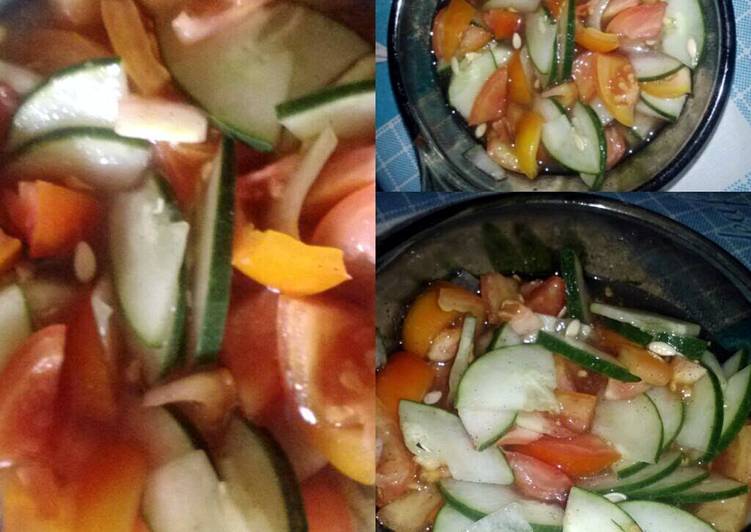 Recipe of Ultimate Cucumber and Tomatoes in Plain Vinaigrette