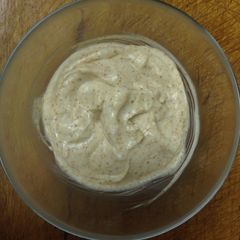 A picture of Spicy Garlic Mayo / Mayonnaise.