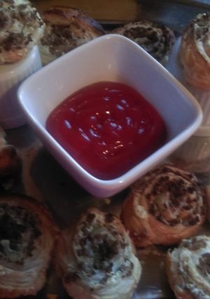 A picture of Mandys cheesy burger pinwheel.