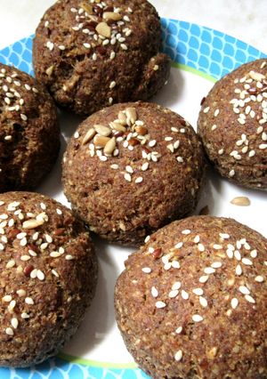 Diós-lenmagos zsömle (Gluténmentes, élesztőmentes) recept fotója