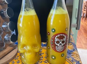 Une photo de Boisson énergisante au gingembre, citron, menthe et épices (version 2)